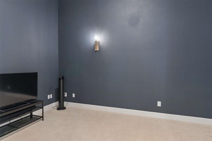 Spacious, unfurnished interior of a new home in , Rockwall (Image 23).