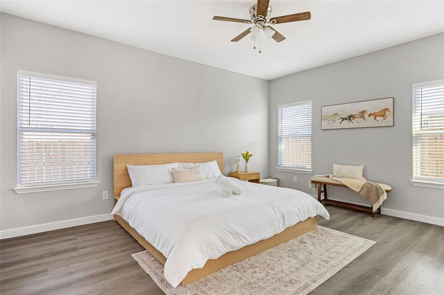 Furnished interior view inside a new home in , Dallas (Image 9).