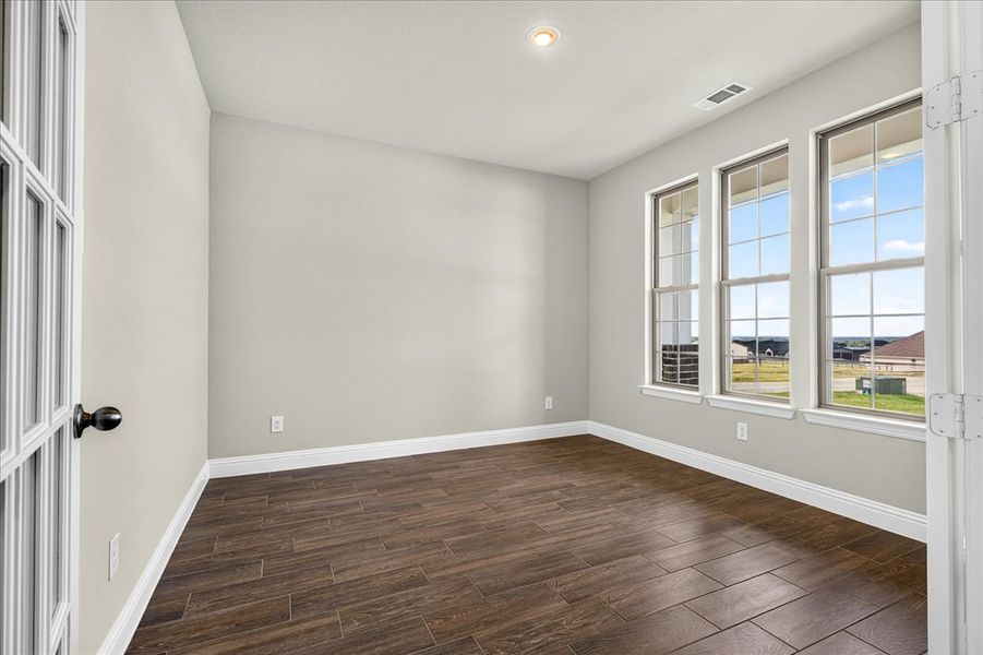 Spacious, unfurnished interior of a new home in The Ranches at Valley View, Springtown (Image 48).