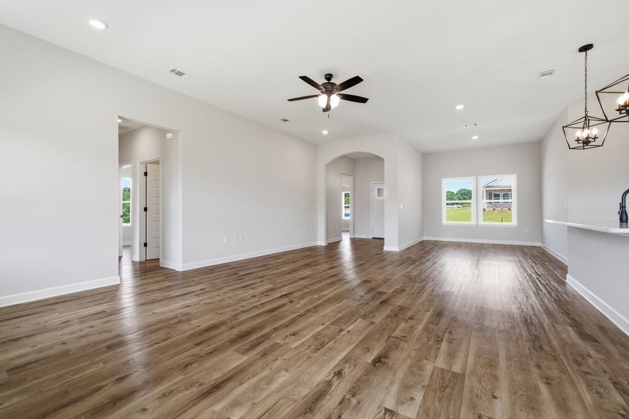 Spacious, unfurnished interior of a new home in Southern Charm, Crestview (Image 36). Spacious, unfurnished interior of a new home in Southern Charm, Crestview (Image 36).