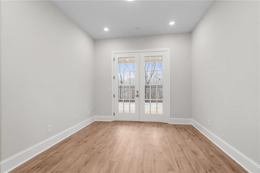 Spacious, unfurnished interior of a new home in Waterside Single Family, Peachtree Corners (Image 41). Spacious, unfurnished interior of a new home in Waterside Single Family, Peachtree Corners (Image 41).