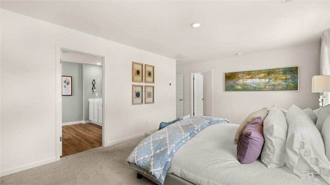 Furnished interior view inside a new home in Shoal Creek, Hampton (Image 24).