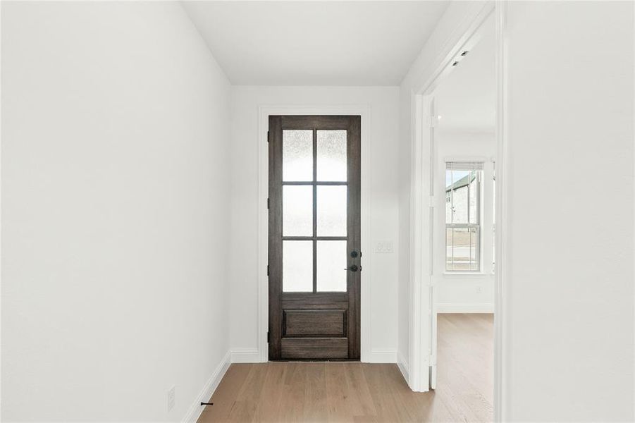 Spacious, unfurnished interior of a new home in Painted Tree, McKinney (Image 23).