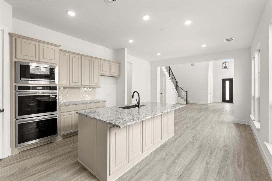 11. 608 Wilderness - Kitchen (2) 11. 608 Wilderness - Kitchen (2)