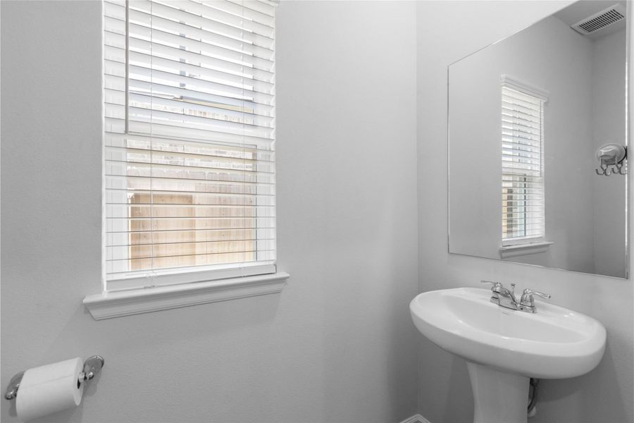 Image 31 of a home in Lakes at Black Oak.