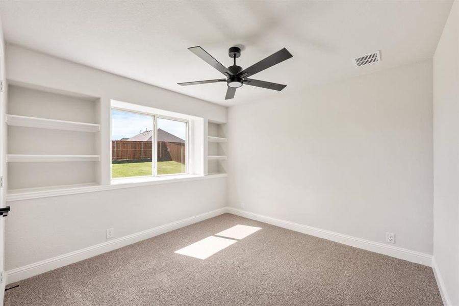 Spacious, unfurnished interior of a new home in Hampton Park, Glenn Heights (Image 31). Spacious, unfurnished interior of a new home in Hampton Park, Glenn Heights (Image 31).