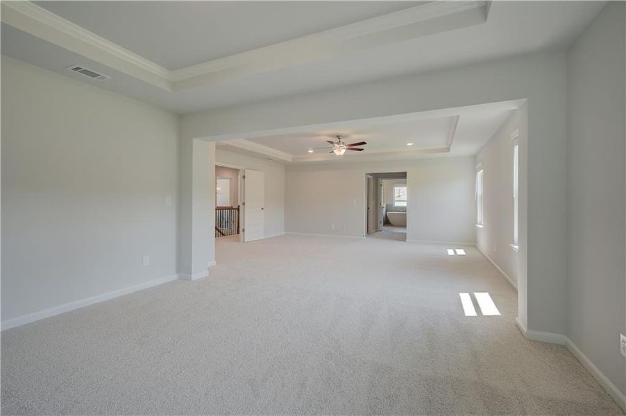 Spacious, unfurnished interior of a new home in Grandview at Millers Mill, Stockbridge (Image 25).