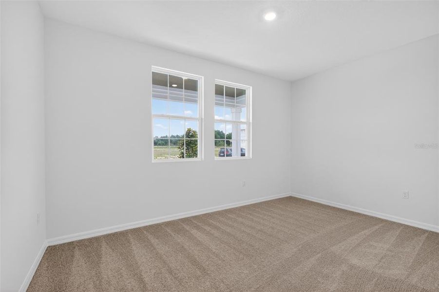 Spacious, unfurnished interior of a new home in Trailside, Mount Dora (Image 19).