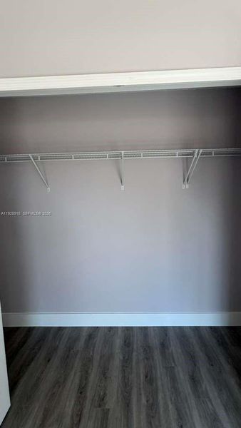 Spacious, unfurnished interior of a new home in , Sebring (Image 46).