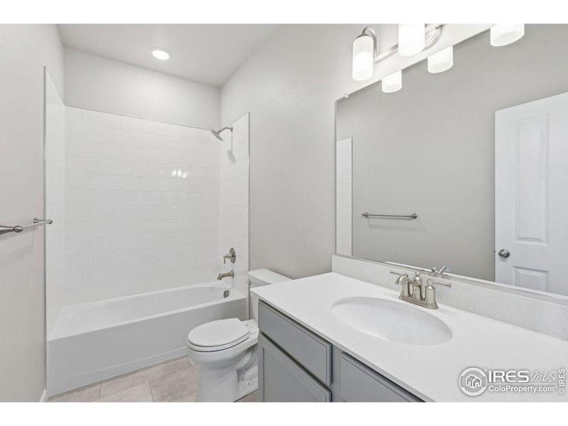 Furnished interior view inside a new home in Cordovan, Longmont (Image 8).