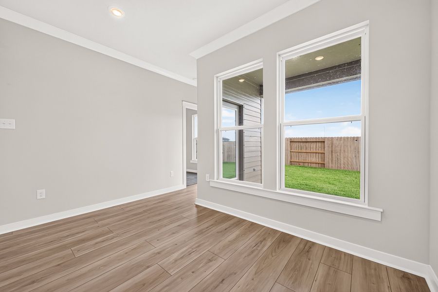 Spacious, unfurnished interior of a new home in Aldeana, Bonney (Image 36).