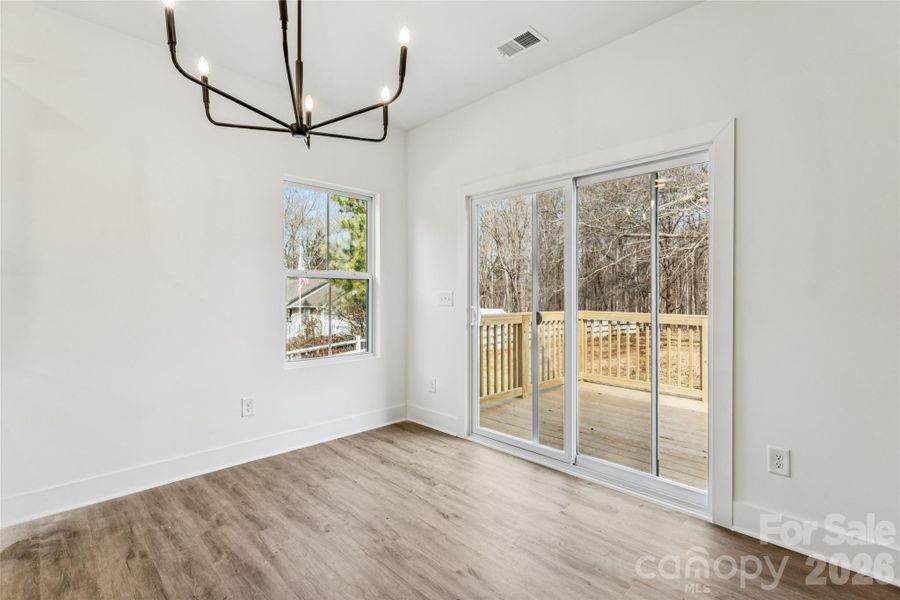 Spacious, unfurnished interior of a new home in , Harrisburg (Image 18).