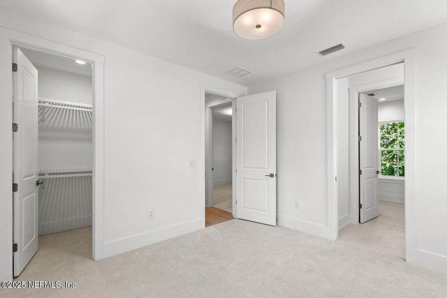 Spacious, unfurnished interior of a new home in , Neptune Beach (Image 22).