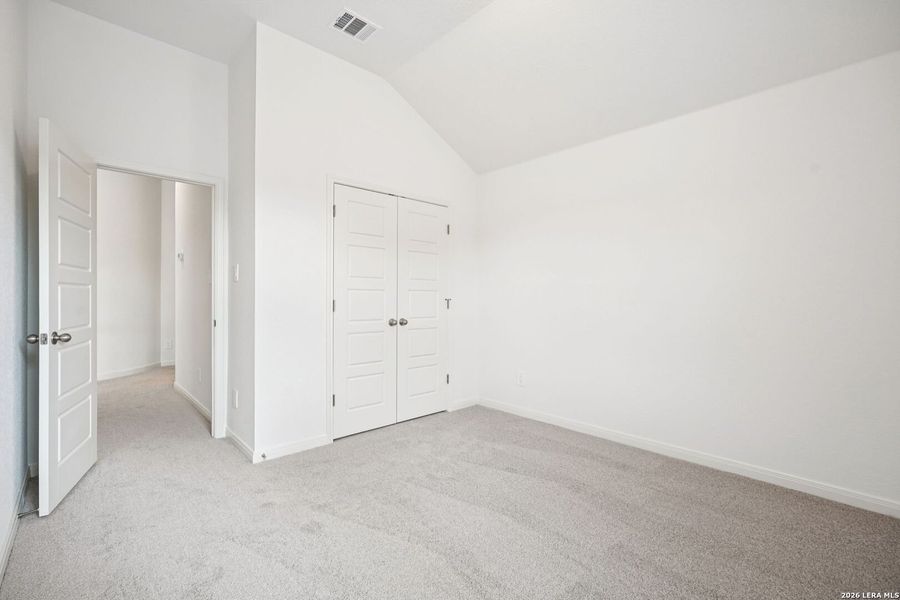 Spacious, unfurnished interior of a new home in Estancia Ranch - Classic Series, San Antonio (Image 25).