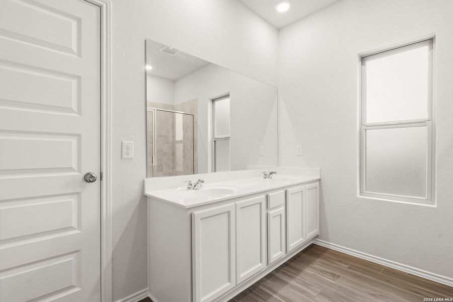 Furnished interior view inside a new home in Blue Ridge Ranch, San Antonio (Image 7).