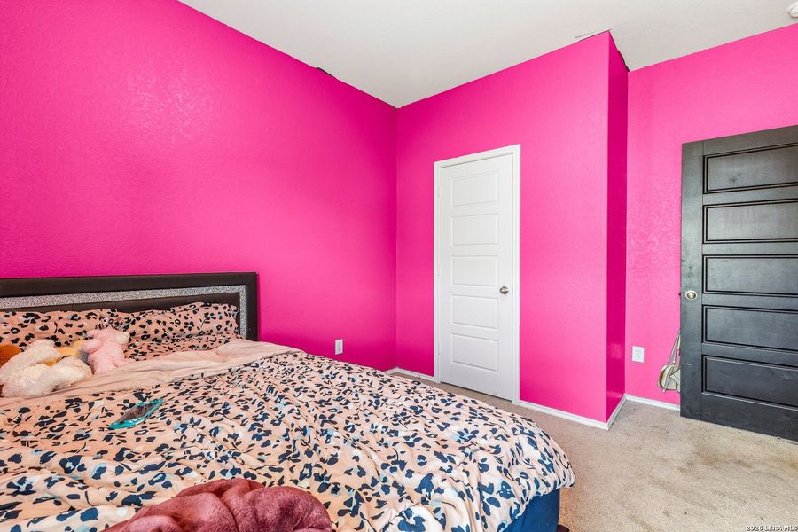 Furnished interior view inside a new home in Lonesome Dove, San Antonio (Image 22).
