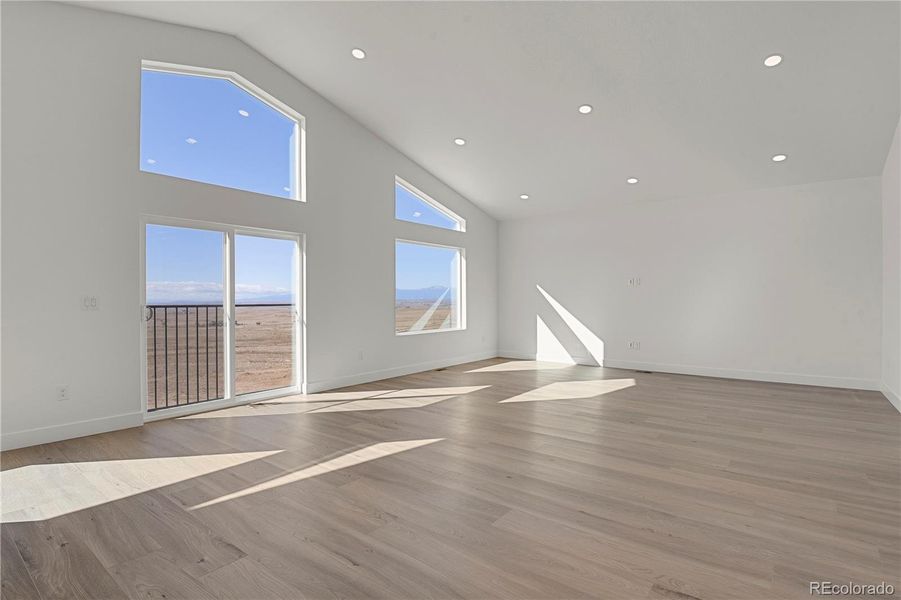 This image shows the same model with alternate finishes. Actual home is currently being built