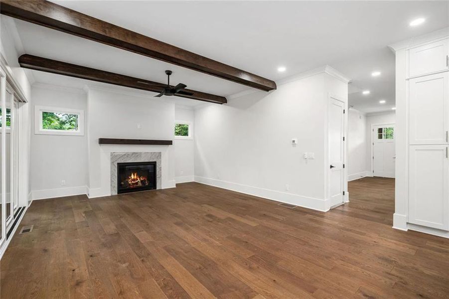 Spacious, unfurnished interior of a new home in , Atlanta (Image 116).