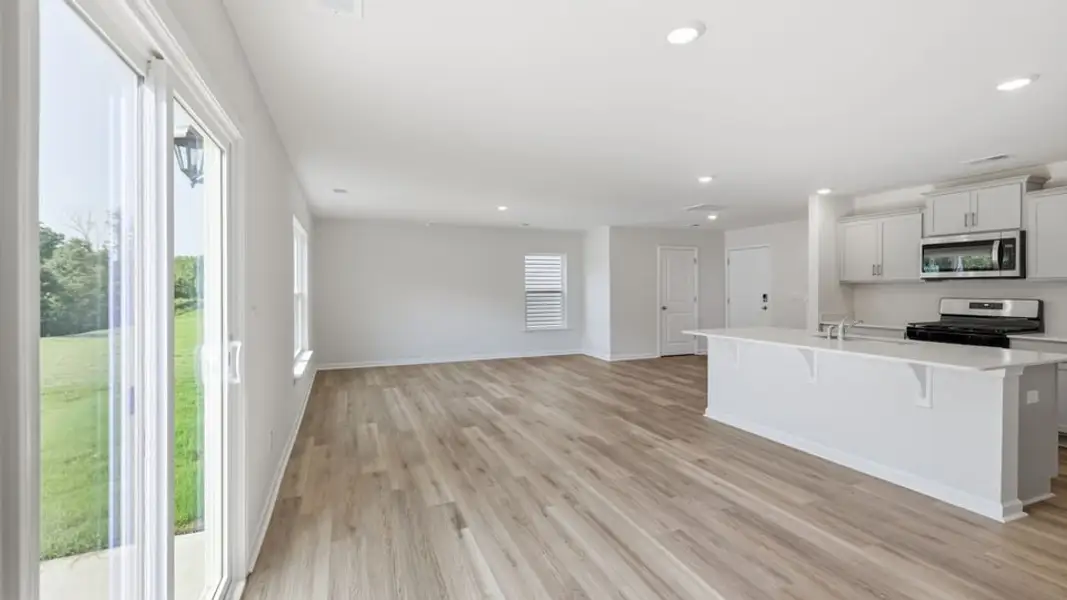 Spacious, unfurnished interior of a new home in Cedar Gap, Fountain Inn (Image 22). Spacious, unfurnished interior of a new home in Cedar Gap, Fountain Inn (Image 22).