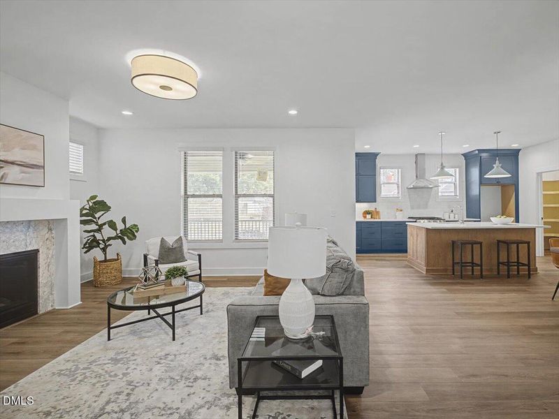 11-Open Floor Plan 11-Open Floor Plan