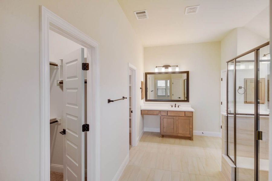 Furnished interior view inside a new home in Las Lomas, Forney (Image 14).