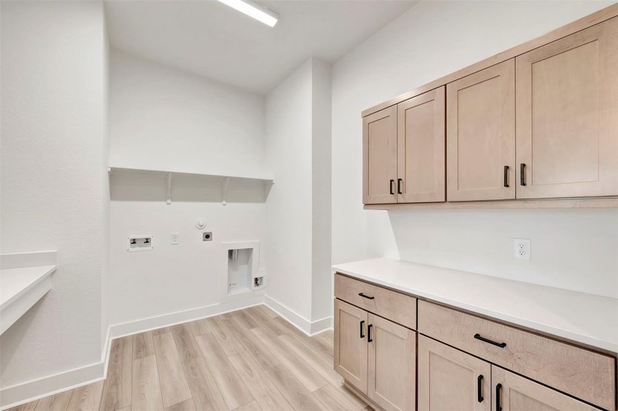 Furnished interior view inside a new home in ARTAVIA 50' Homesites, Conroe (Image 5).