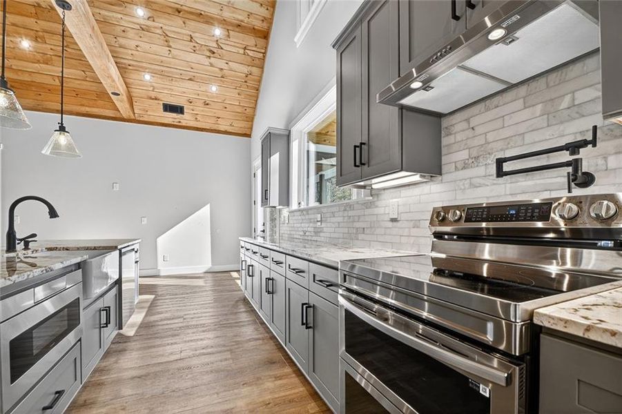 Furnished interior view inside a new home in , Ellijay (Image 8).