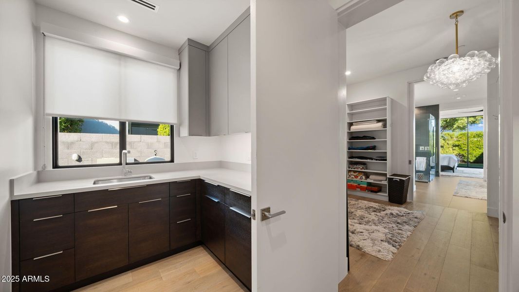 58-web-or-mls-Laundry Room2