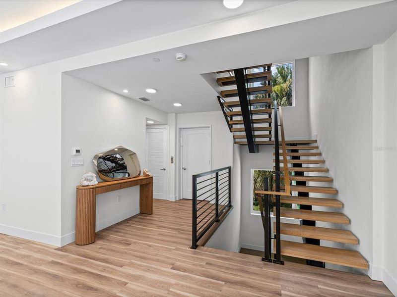 Furnished interior view inside a new home in , Clearwater (Image 13).