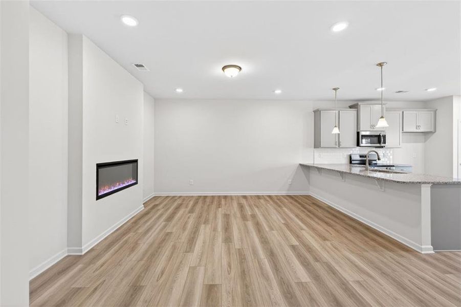 Spacious, unfurnished interior of a new home in Jameson Towns, Villa Rica (Image 12).