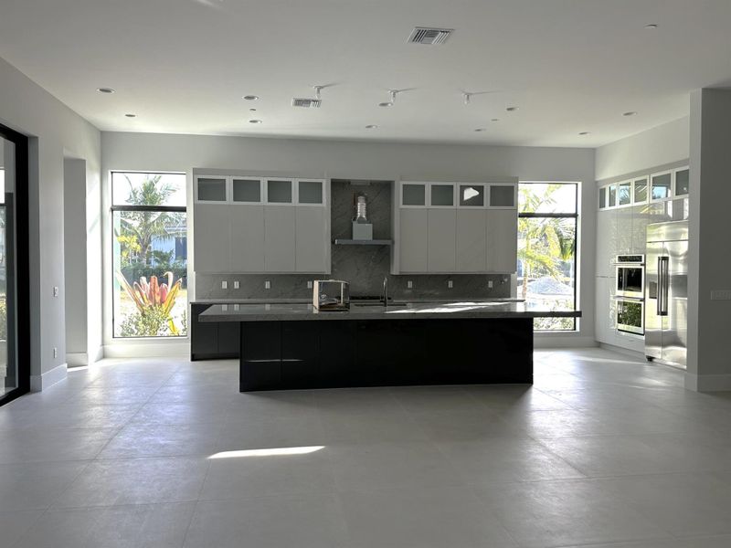 Image 18 of a home in Coral Isles at Avenir.