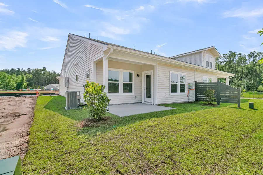 Exterior details and patio area of a home in , Summerville (Image 4).