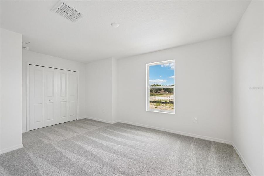 Spacious, unfurnished interior of a new home in Southpointe, Palmetto (Image 12).
