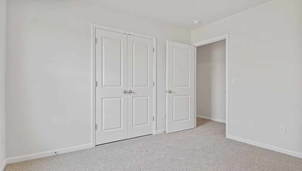 Spacious, unfurnished interior of a new home in Pleasant Grove, Weaverville (Image 15).