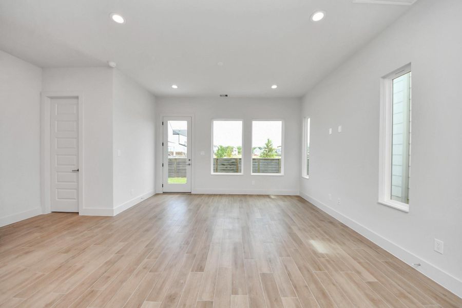 Images are of a similar home. Finishes and features may vary.