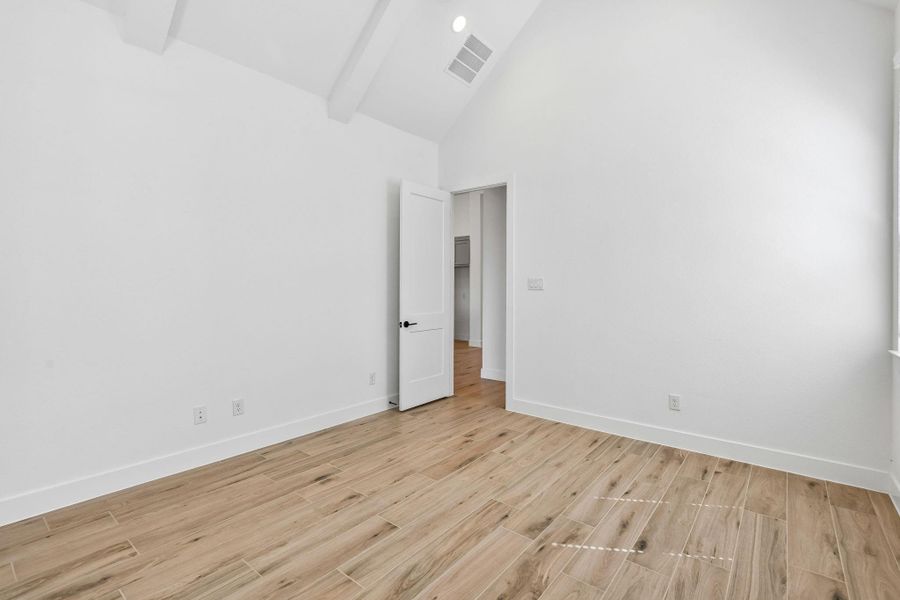 Spacious, unfurnished interior of a new home in Artavia, Conroe (Image 19). Spacious, unfurnished interior of a new home in Artavia, Conroe (Image 19).
