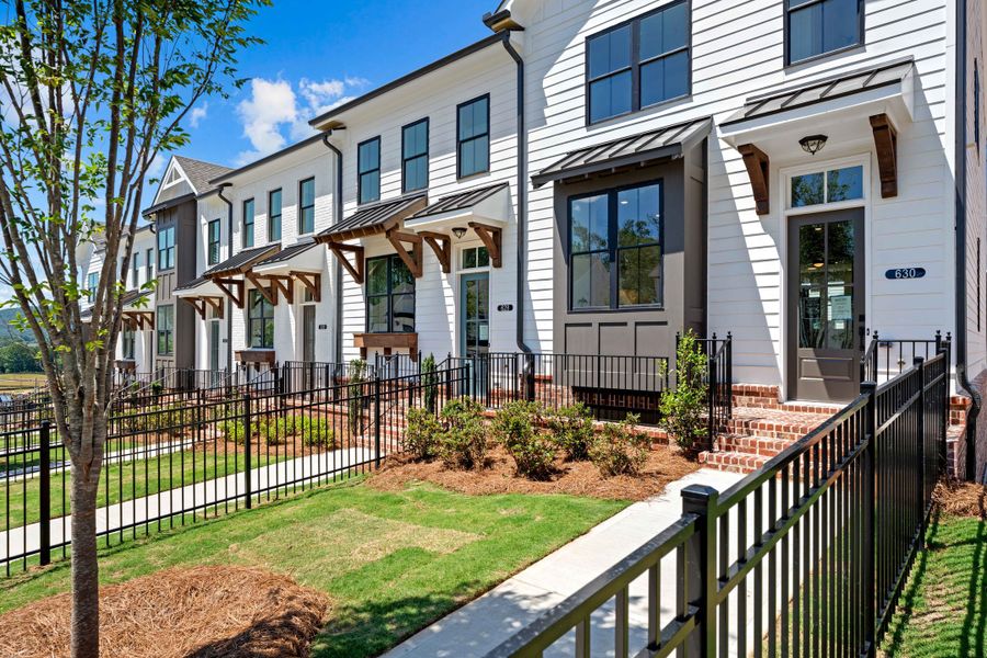 Garwood Front Yard at Palisades