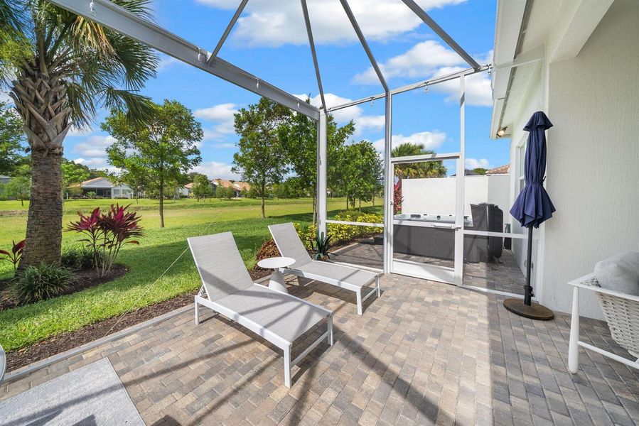 54-web-or-mls-PET05983 54-web-or-mls-PET05983