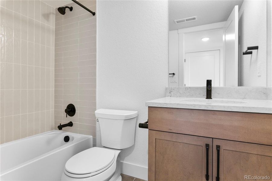 Furnished interior view inside a new home in Dillon Pointe - Skyview, Broomfield (Image 14).