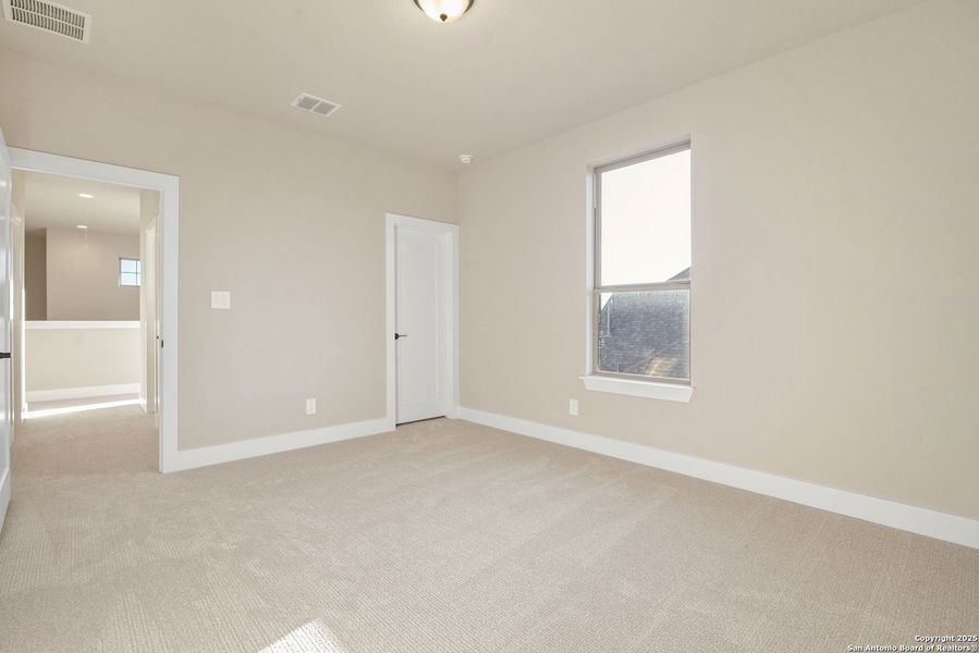 Spacious, unfurnished interior of a new home in Esperanza - 70', Boerne (Image 23). Spacious, unfurnished interior of a new home in Esperanza - 70', Boerne (Image 23).