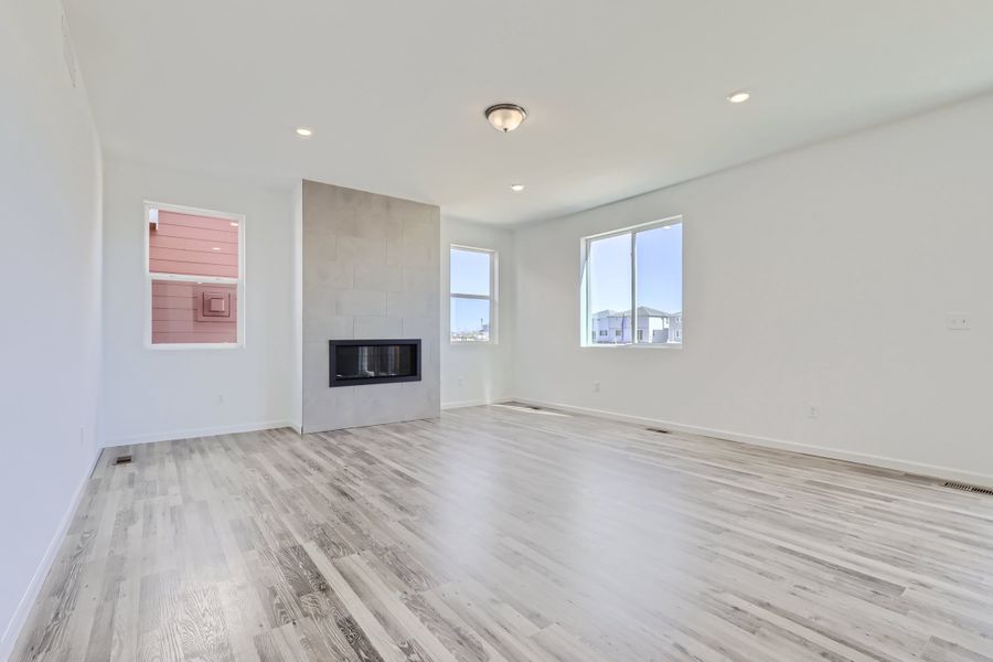 2,253sf New Home in Frederick, CO.  - Slide 3