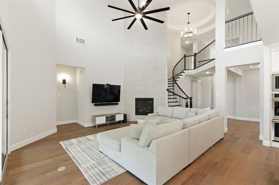 Furnished interior view inside a new home in , Copper Canyon (Image 35).