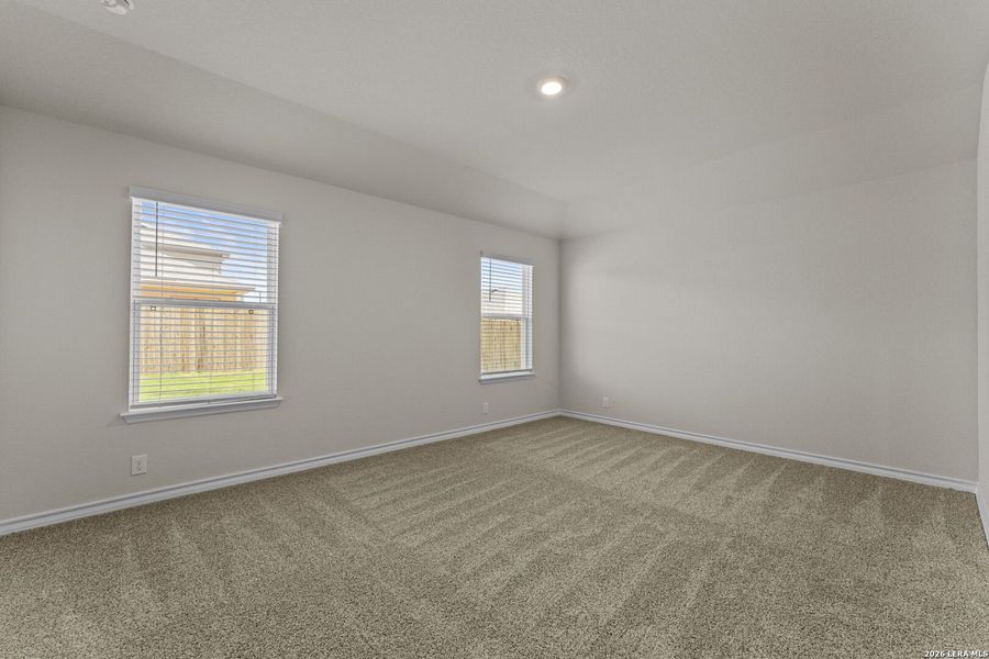 Spacious, unfurnished interior of a new home in Brookstone Creek, San Antonio (Image 21).
