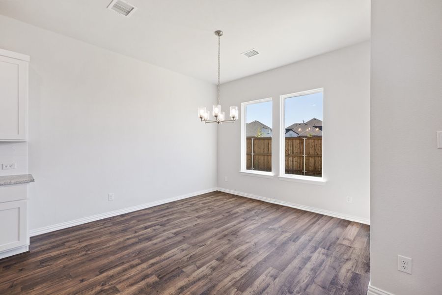 Spacious, unfurnished interior of a new home in Elevon, Lavon (Image 24).