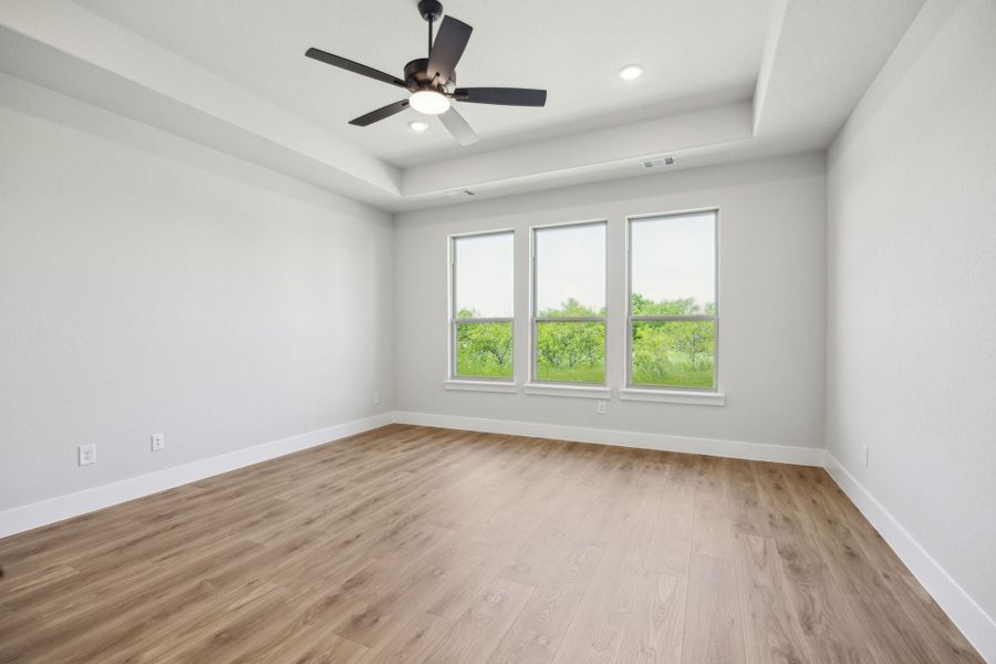 Representative unfurnished interior of a home built from the Emerson by Centre Living Homes in Ellis Ranch Estates, Waxahachie (Image 30). Representative unfurnished interior of a home built from the Emerson by Centre Living Homes in Ellis Ranch Estates, Waxahachie (Image 30).