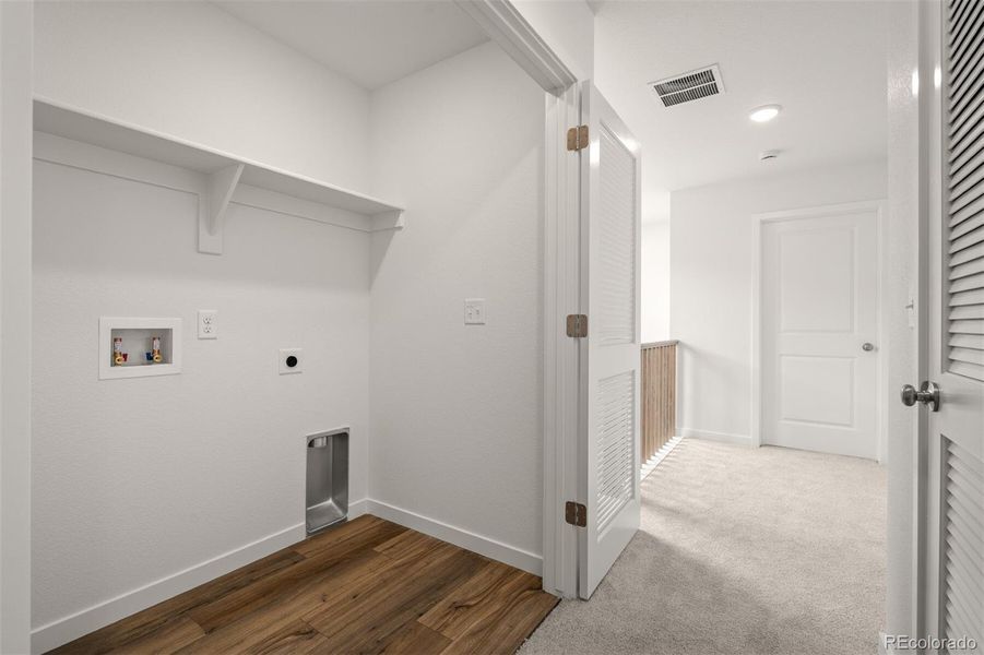 Spacious, unfurnished interior of a new home in Revel Crossing at Wolf Ranch – The Ascent Collection, Colorado Springs (Image 18).