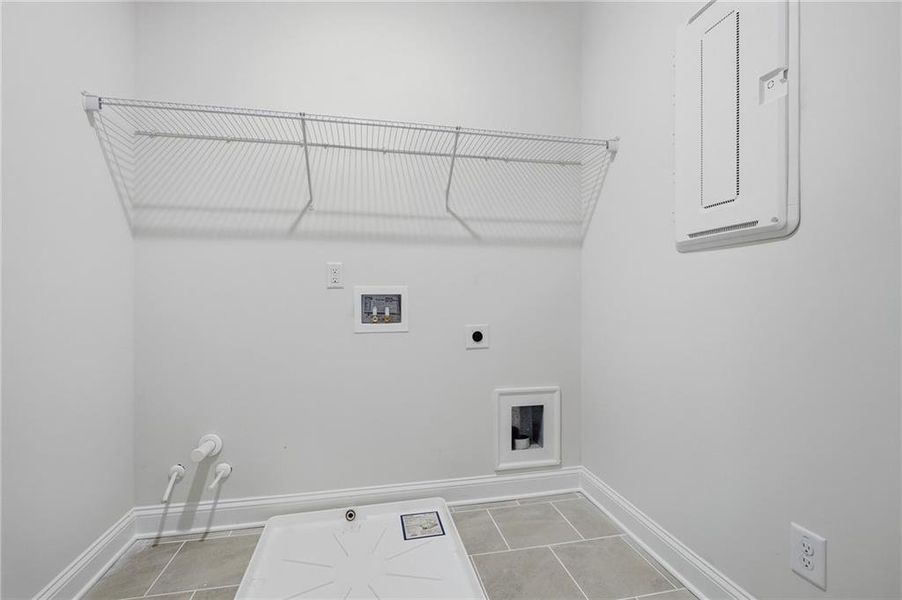 Image 40 of a home in .