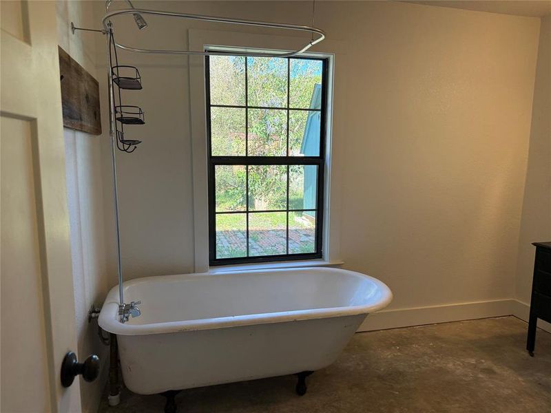 Image 33 of a home in .