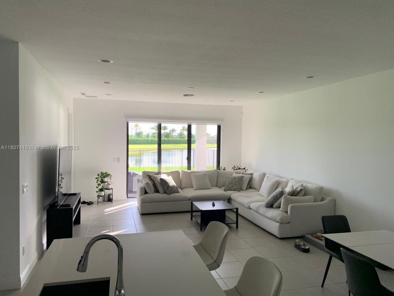 Furnished interior view inside a new home in , Westlake (Image 5).