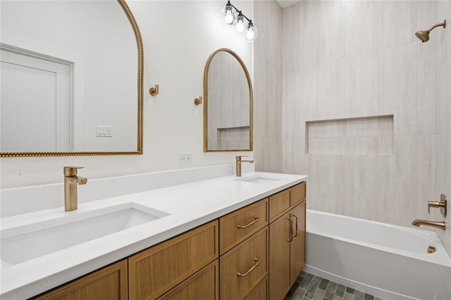 Furnished interior view inside a new home in , Dallas (Image 13).